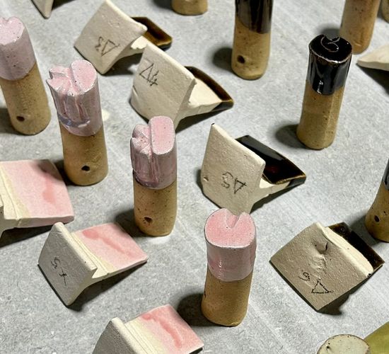 An Introduction to making Glazes
